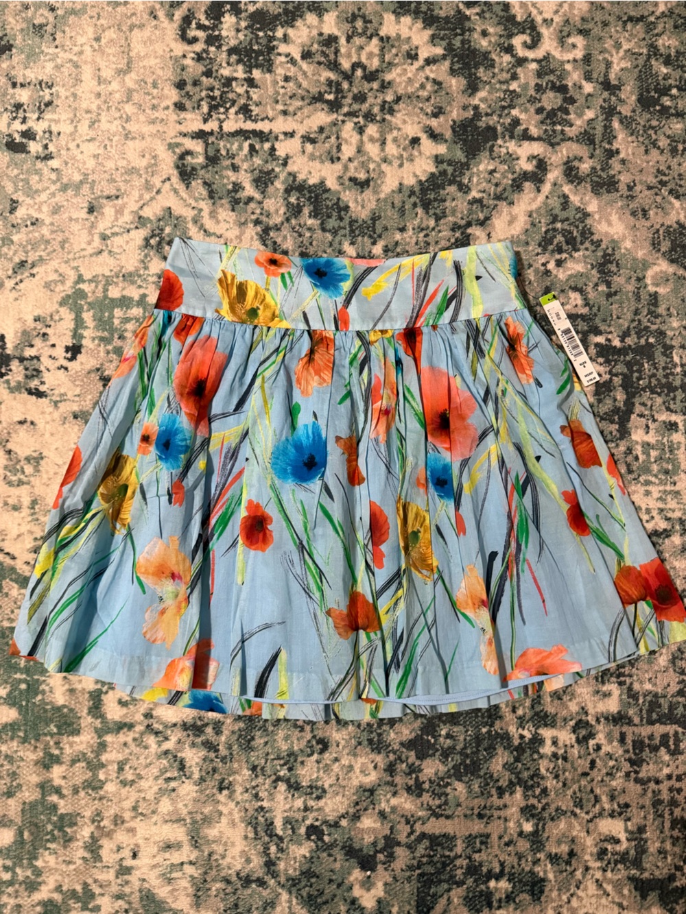NWT Alice + Olivia Light Blue Floral Mini Skirt with Multicolor Blooms Size 8